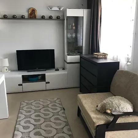 Апартамент Oasis Beach Club Studio *